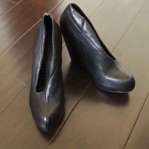 Matiko Black platform leather booties